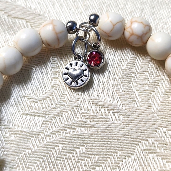 Turtle Memory Wire Bracelet! - Picture 2 of 3